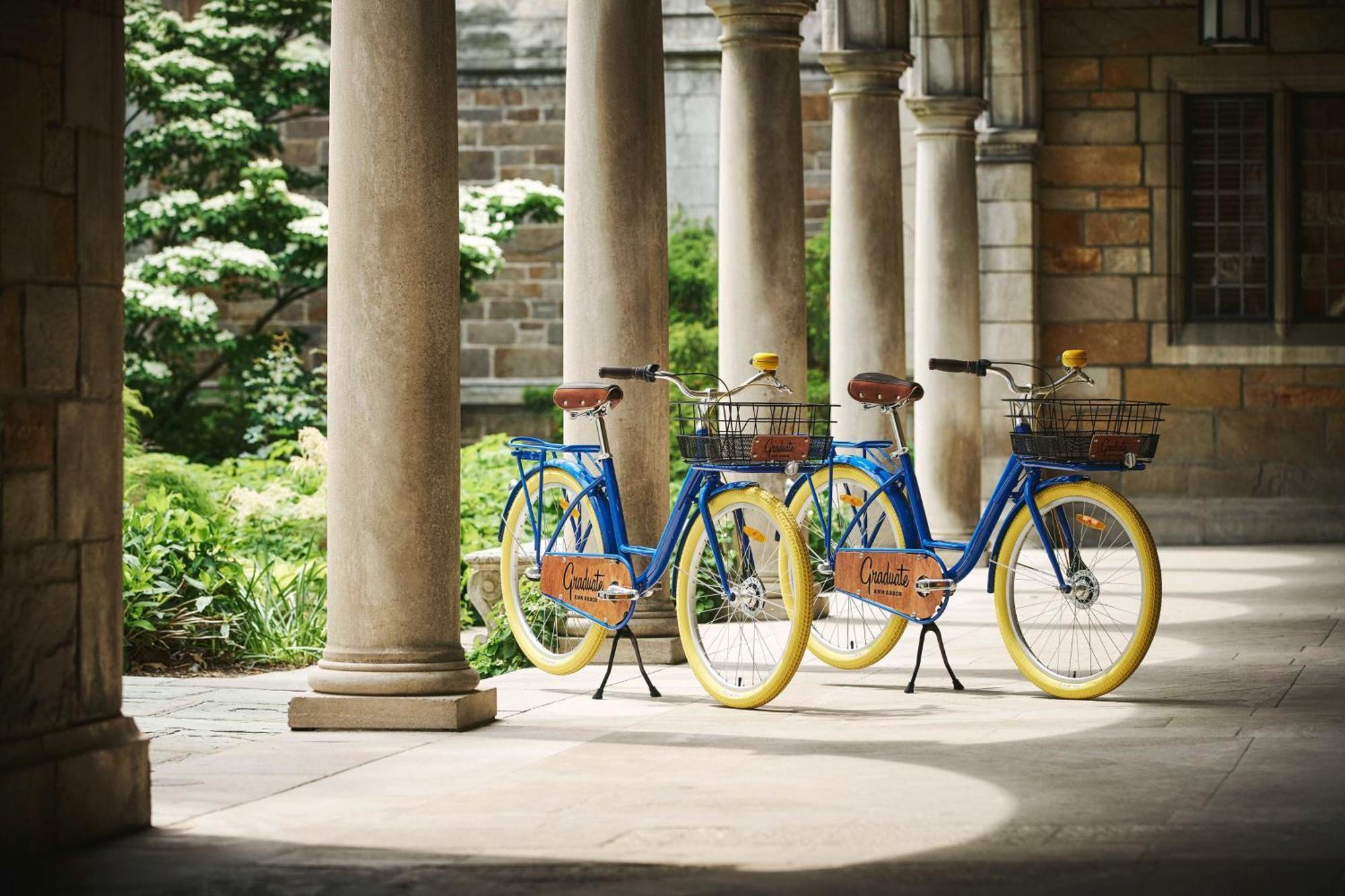 Graduate By Hilton Ann Arbor Hotel Exterior foto